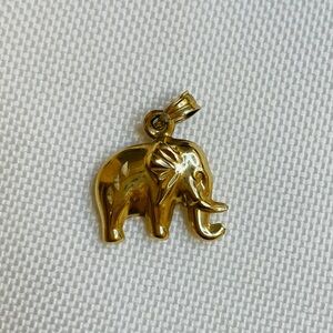 Vintage 14k Yellow Gold ELEPHANT Pendant / Charm